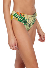 Load image into Gallery viewer, Sunsets Unforgettable Bottom