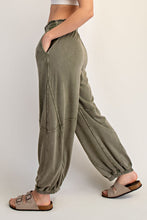 Load image into Gallery viewer, Rae Mode Mineral washed Terry Butter Jogger Pants