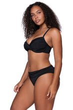 Load image into Gallery viewer, Sunsets Unforgettable Bottom