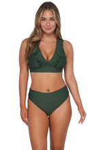 Load image into Gallery viewer, Sunsets Island Green Willa Wireless Top