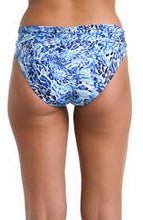 Load image into Gallery viewer, La Blanca Aquatic Nature Shirred Band Hipster Bottom