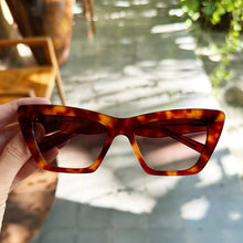 Load image into Gallery viewer, Siena