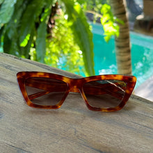 Load image into Gallery viewer, Siena