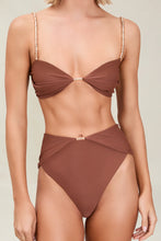 Load image into Gallery viewer, Devon Windsor Emmie Top