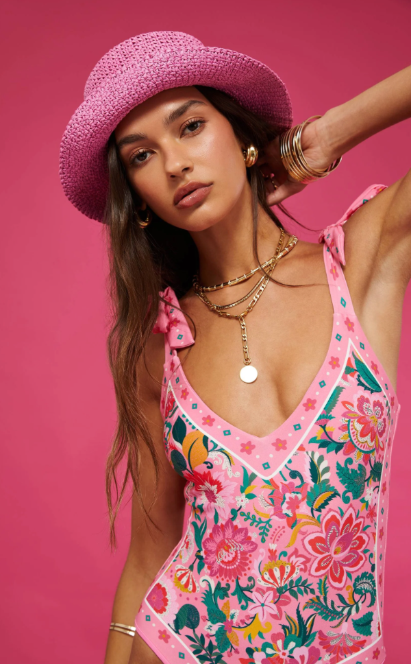 Akira One Piece Passion Flower – Bora Bora Swimwear