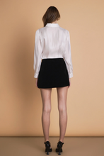 Load image into Gallery viewer, Velvet Bow Skort