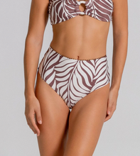 Load image into Gallery viewer, Cosita Linda High Waisted Bottom Moderate Vanilla Custard