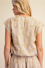 Load image into Gallery viewer, Embroidery Bubble Top