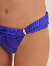 Load image into Gallery viewer, Bia Tube Bottom