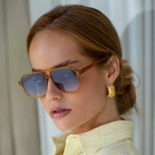 Load image into Gallery viewer, Billie Sunglasses