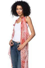 Load image into Gallery viewer, Subtle Luxury Free Spirit Vest in Mumbai Print