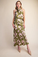 Load image into Gallery viewer, Satin Midi Skirt With Waist Elastic Band
