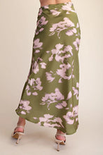 Load image into Gallery viewer, Satin Midi Skirt With Waist Elastic Band
