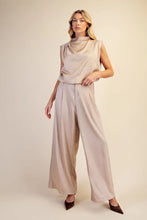 Load image into Gallery viewer, Mock Neck Sleeveless Bubble Top
