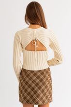 Load image into Gallery viewer, Back Shirring Long Sleeve Top
