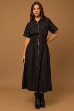 Load image into Gallery viewer, Short Sleeve Zip Up Smocked Utility Midi Dress
