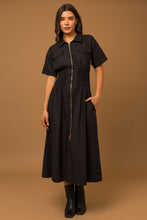 Load image into Gallery viewer, Short Sleeve Zip Up Smocked Utility Midi Dress
