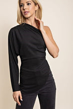 Load image into Gallery viewer, Ruched Asymmetric Hem Knit Top
