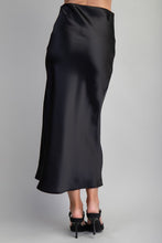 Load image into Gallery viewer, Waist Elastic Band Midi Satin Skirt
