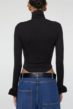 Load image into Gallery viewer, Solid Turtle Neck Knit Basic Top
