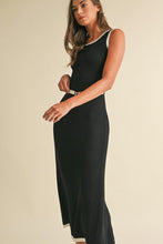 Load image into Gallery viewer, Sleeveless Contrast Sweater Knitted Midi Dress
