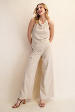 Load image into Gallery viewer, Flowy Halter Neckline Top
