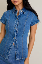 Load image into Gallery viewer, Short Sleeve Button Front Denim Top
