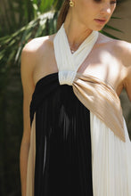 Load image into Gallery viewer, Three-Tone Pleated Backless Maxi Dress

