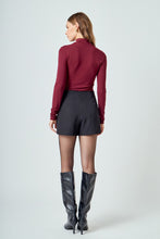 Load image into Gallery viewer, Turtle Neck Top
