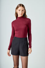 Load image into Gallery viewer, Turtle Neck Top
