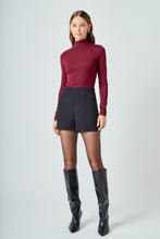 Load image into Gallery viewer, Turtle Neck Top
