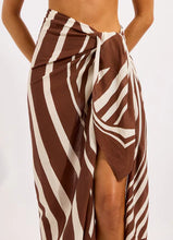 Load image into Gallery viewer, Coastline Sarong
