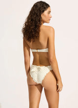 Load image into Gallery viewer, Vanilla Underwire Bra
