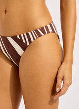 Load image into Gallery viewer, Coastline Reversible Hipster Bikini Bottom

