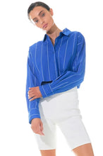 Load image into Gallery viewer, Striped Cropped Shirts
