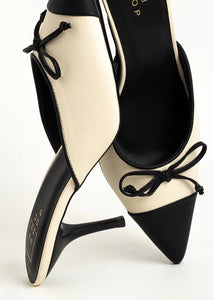Naomi Heel