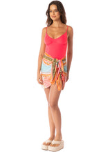 Load image into Gallery viewer, Floral Groove Isla Pareo
