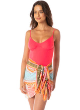Load image into Gallery viewer, Floral Groove Isla Pareo
