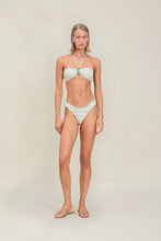 Load image into Gallery viewer, Paola Bottom
