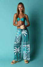 Load image into Gallery viewer, Patchwork Palms Beach Pant
