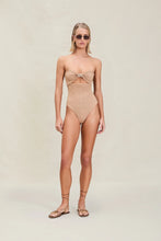 Load image into Gallery viewer, Devon Windsor Izzie Full-Piece
