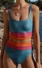 Load image into Gallery viewer, Mackenzie Top Sorbet Sea Colorblock Shine
