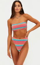 Load image into Gallery viewer, Kelsey Top Strawberry Ice Chevron
