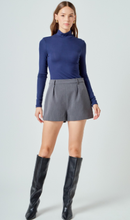 Load image into Gallery viewer, Turtle Neck Top
