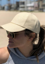 Load image into Gallery viewer, Beach Cap Natural
