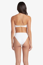 Load image into Gallery viewer, Shirred Bottom | Textured White
