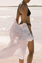 Load image into Gallery viewer, Playa Linen Boyfriend Shirt
